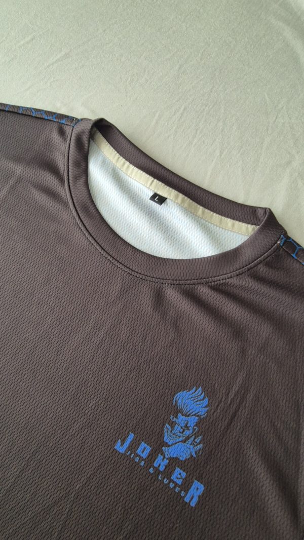 JOKER T Shirt collar
