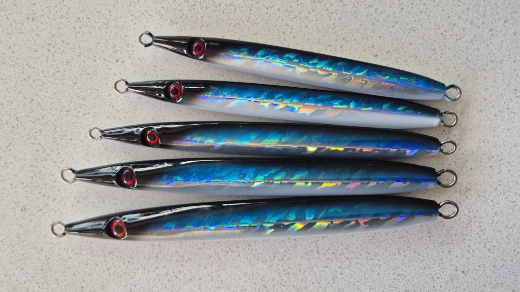 Silver Halo coloured Slammer, the underside, glow white into silver foil and then into blues and black!